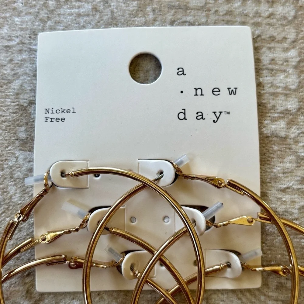 A New Day 3-Pack Gold Tone Hoop Earrings White Beaded Stretch Bracelet w/ Cross - Picture 9 of 11